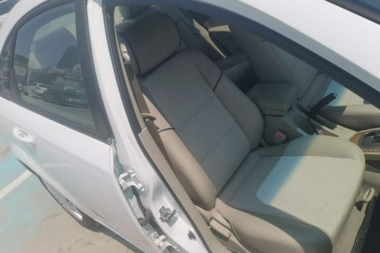 Used Buick Excelle 2015 1.5L Automatic Classic Model Right Front Seat