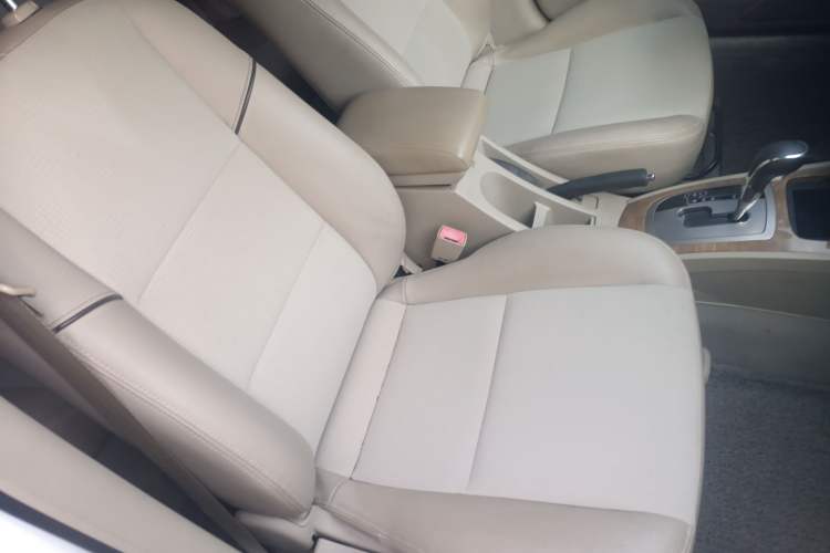 Used Buick Excelle 2015 1.5L Automatic Classic Model Right Front Seat