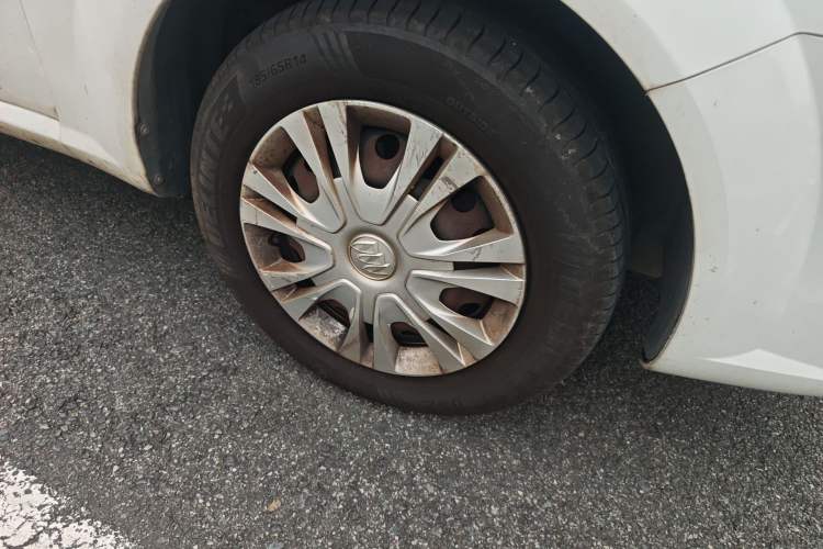 Used Buick Excelle 2015 1.5L Automatic Classic Model Right Front Wheel Hub