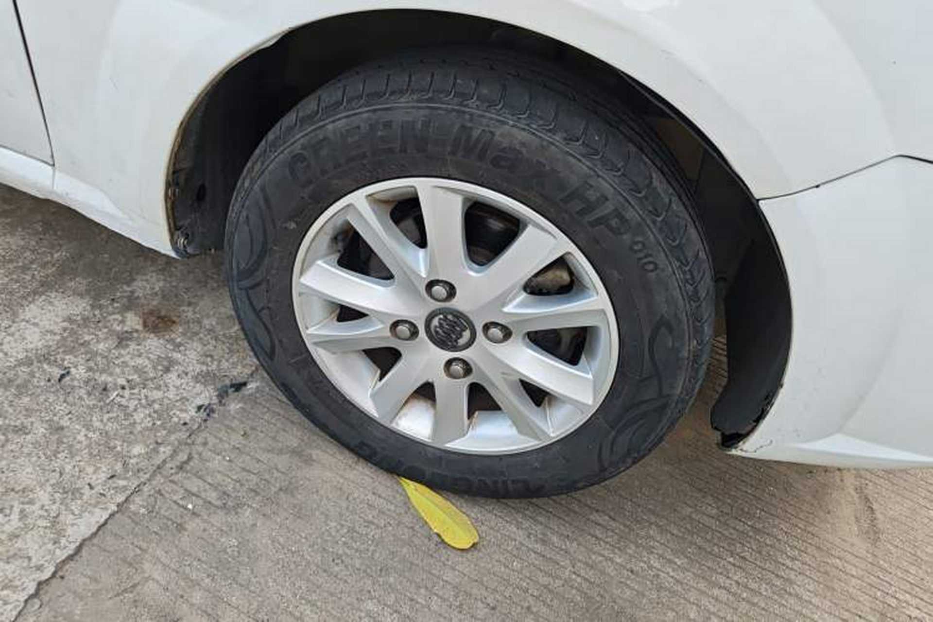 Used Buick Excelle 2015 1.5L Automatic Classic Model Right Front Wheel Hub