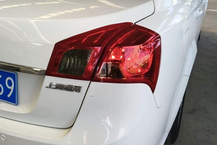 Used Buick Excelle 2015 1.5L Automatic Classic Model Right Rear Taillight