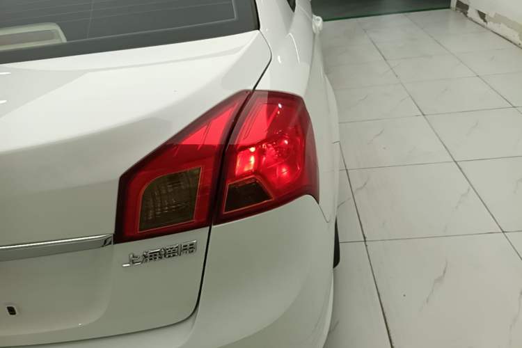 Used Buick Excelle 2015 1.5L Automatic Classic Model Right Rear Taillight