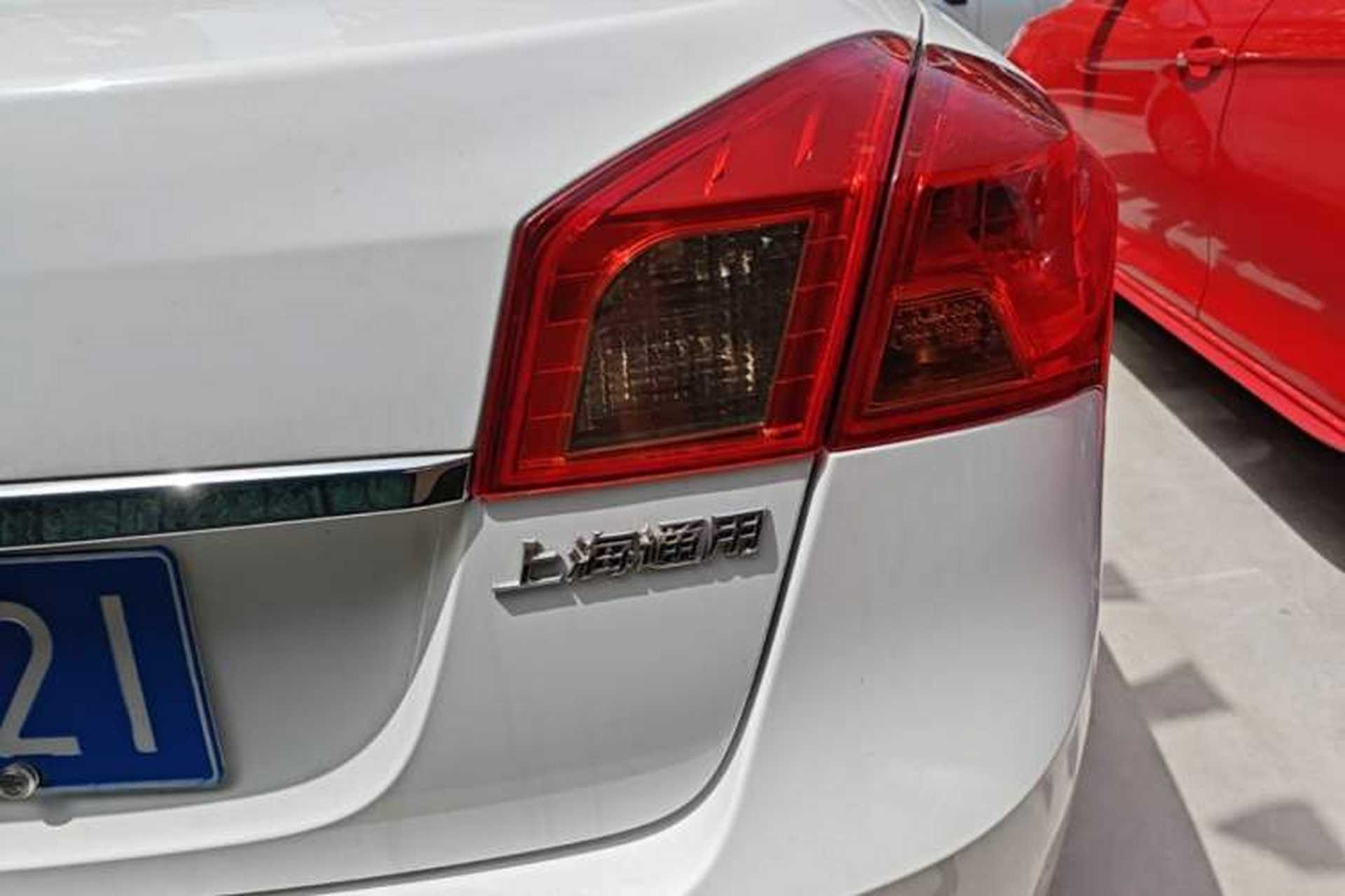 Used Buick Excelle 2015 1.5L Automatic Luxury Edition Right Rear Taillight