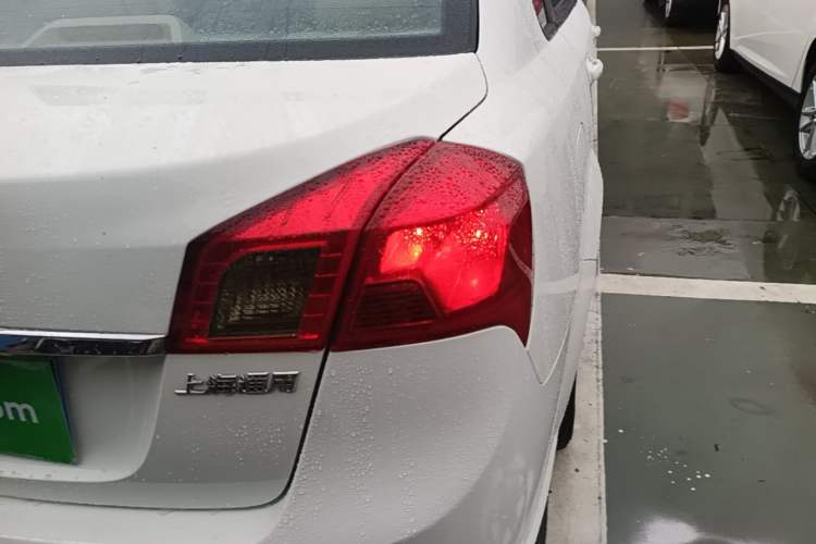 Used Buick Excelle 2015 1.5L Automatic Classic Model Right Rear Taillight