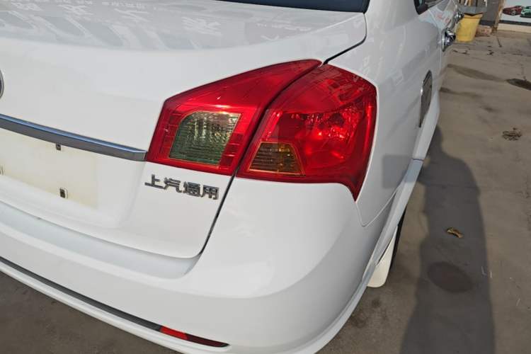 Used Buick Excelle 2015 1.5L Automatic Classic Model Right Rear Taillight