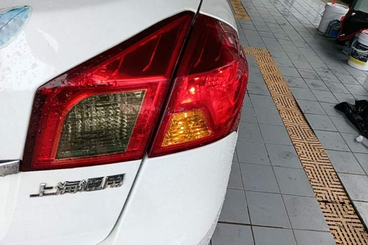 Used Buick Excelle 2015 1.5L Manual Classic Trim Right Rear Taillight