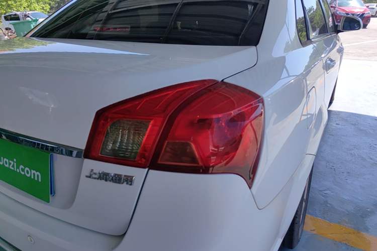 Used Buick Excelle 2015 1.5L Manual Classic Trim Right Rear Taillight