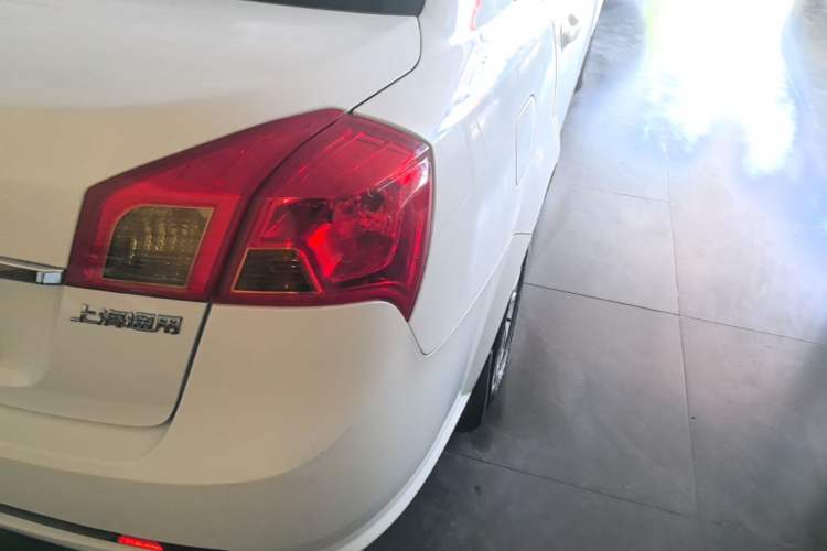 Used Buick Excelle 2015 1.5L Automatic Classic Model Right Rear Taillight