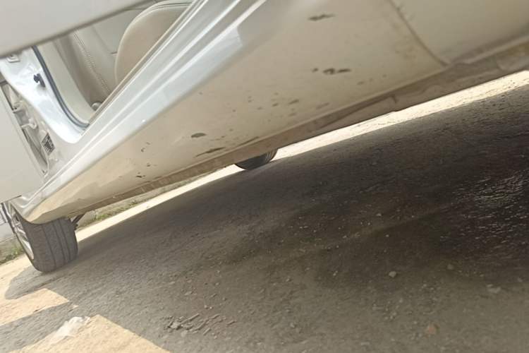Used Buick Excelle 2015 1.5L Automatic Classic Model Right Side Sill