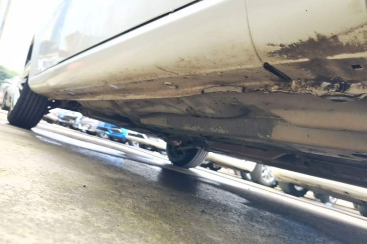 Used Buick Excelle 2015 1.5L Automatic Classic Model Right Side Sill