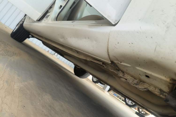 Used Buick Excelle 2015 1.5L Automatic Classic Model Right Side Sill