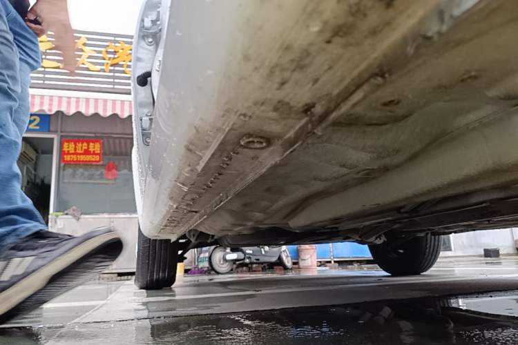 Used Buick Excelle 2015 1.5L Automatic Classic Model Right Side Sill