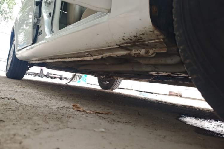 Used Buick Excelle 2015 1.5L Manual Classic Trim Right Side Sill