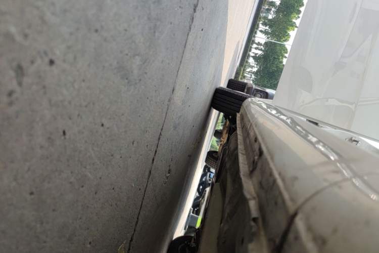 Used Buick Excelle 2015 1.5L Automatic Classic Model Right Side Sill
