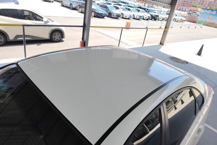Used Buick Excelle 2015 1.5L Automatic Classic Model Roof