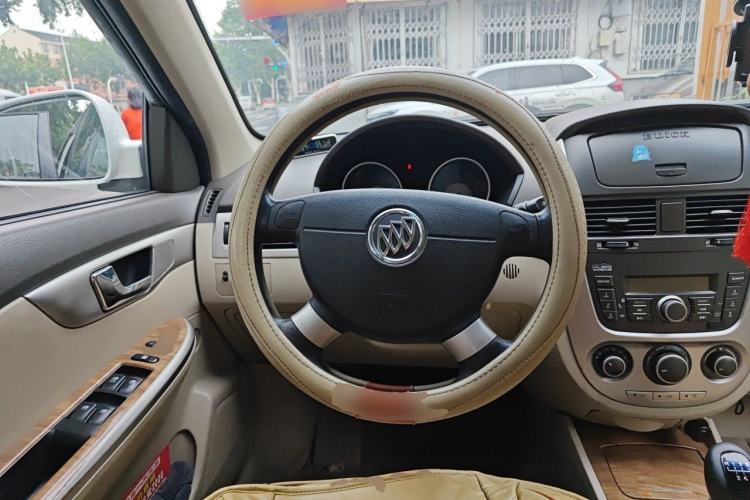 Used Buick Excelle 2015 1.5L Manual Classic Trim Steering Wheel