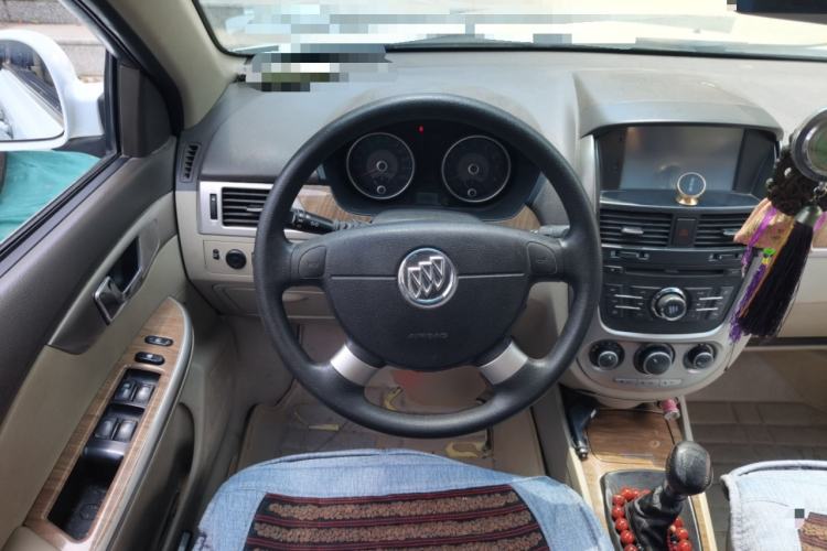 Used Buick Excelle 2015 1.5L Manual Classic Trim Steering Wheel