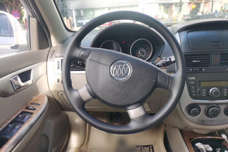 Used Buick Excelle 2015 1.5L Manual Classic Trim Steering Wheel
