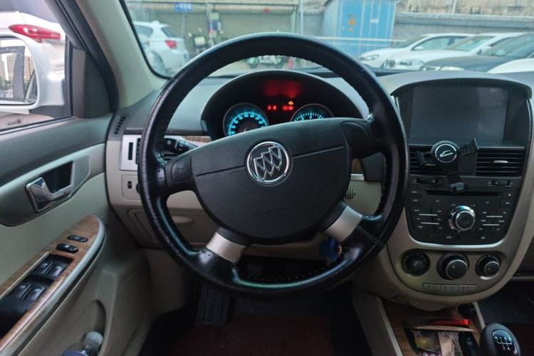 Used Buick Excelle 2015 1.5L Manual Classic Trim Steering Wheel