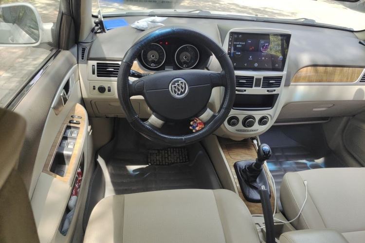 Used Buick Excelle 2015 1.5L Manual Classic Trim Steering Wheel