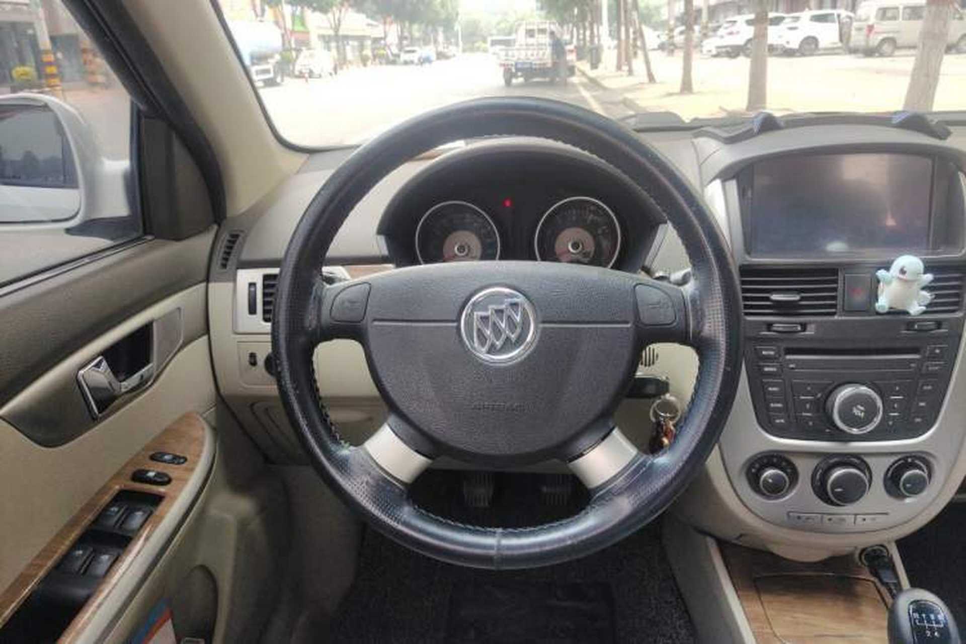 Used Buick Excelle 2015 1.5L Manual Classic Trim Steering Wheel