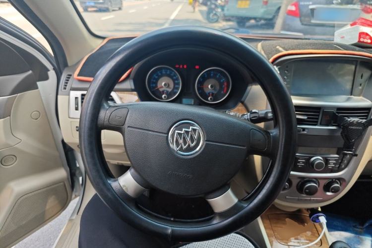 Used Buick Excelle 2015 1.5L Manual Classic Trim Steering Wheel