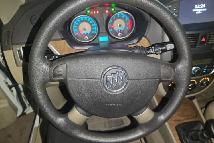Used Buick Excelle 2015 1.5L Manual Classic Trim Steering Wheel