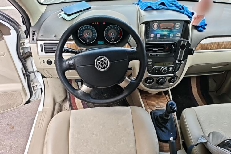 Used Buick Excelle 2015 1.5L Manual Classic Trim Steering Wheel