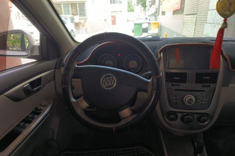 Used Buick Excelle 2015 1.5L Automatic Classic Model Steering Wheel