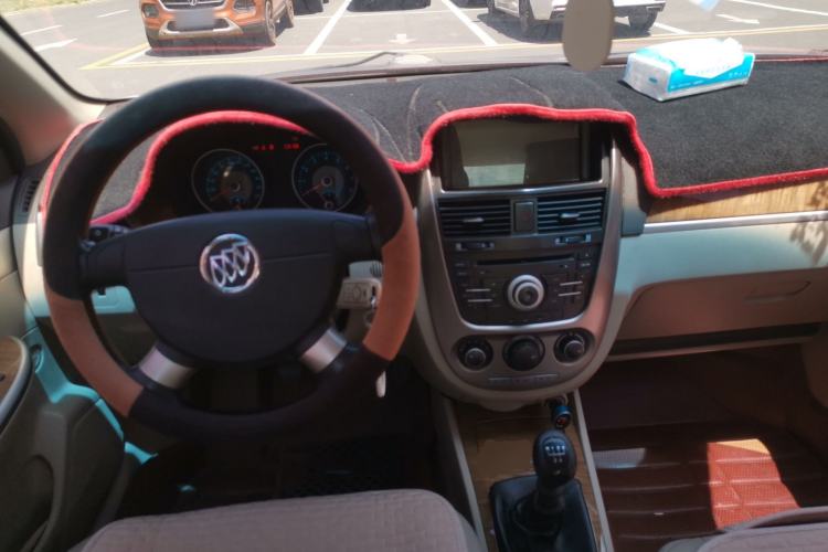 Used Buick Excelle 2015 1.5L Manual Luxury Model Steering Wheel