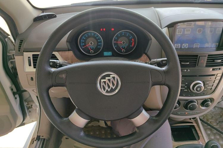 Used Buick Excelle 2015 1.5L Manual Classic Trim Steering Wheel