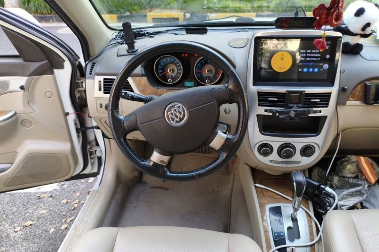 Used Buick Excelle 2015 1.5L Automatic Luxury Edition Steering Wheel