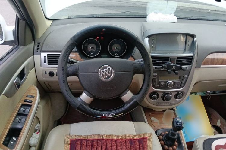 Used Buick Excelle 2015 1.5L Manual Classic Trim Steering Wheel