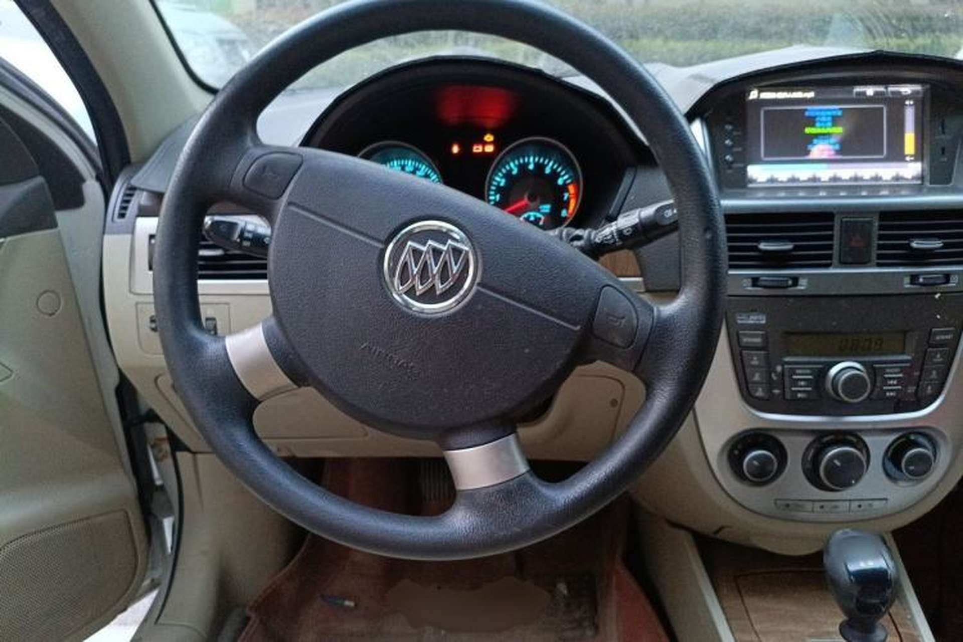 Used Buick Excelle 2015 1.5L Manual Classic Trim Steering Wheel