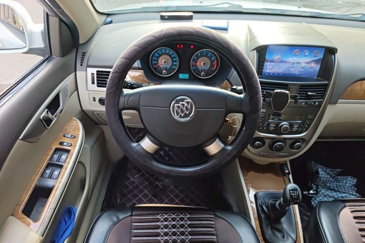 Used Buick Excelle 2015 1.5L Manual Classic Trim Steering Wheel