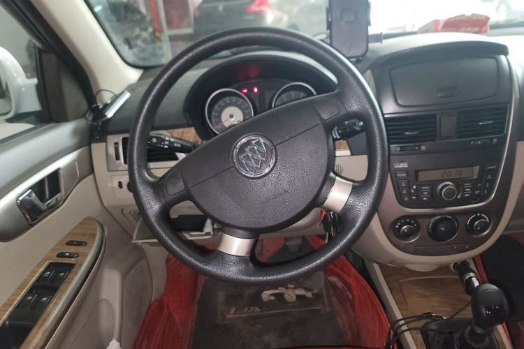 Used Buick Excelle 2015 1.5L Manual Classic Trim Steering Wheel