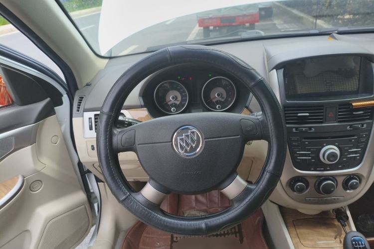 Used Buick Excelle 2015 1.5L Manual Classic Trim Steering Wheel