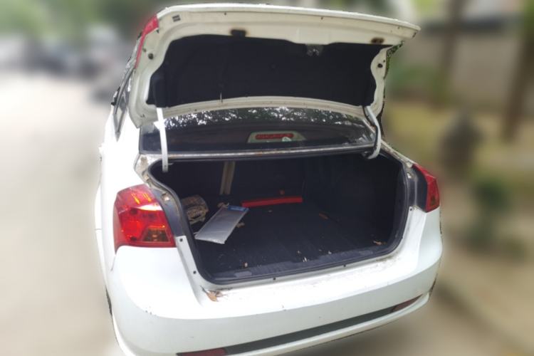 Used Buick Excelle 2015 1.5L Automatic Classic Model Trunk