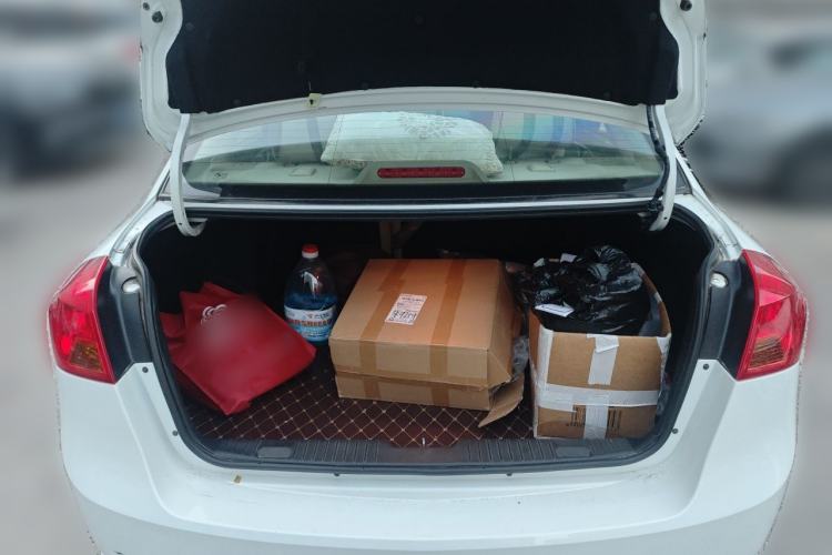 Used Buick Excelle 2015 1.5L Manual Classic Trim Trunk