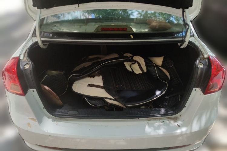 Used Buick Excelle 2015 1.5L Automatic Classic Model Trunk