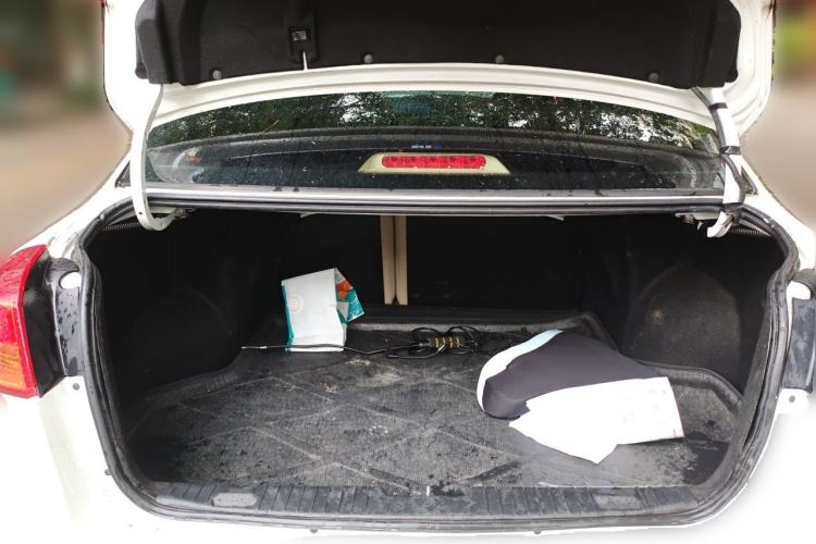 Used Buick Excelle 2015 1.5L Automatic Classic Model Trunk