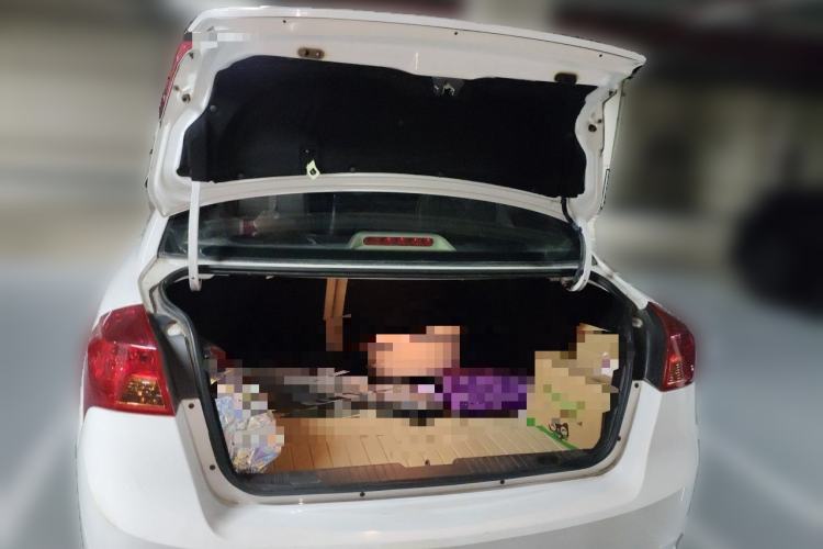 Used Buick Excelle 2015 1.5L Automatic Classic Model Trunk