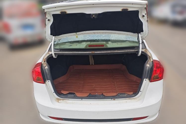Used Buick Excelle 2015 1.5L Manual Classic Trim Trunk