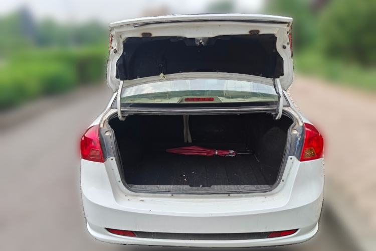 Used Buick Excelle 2015 1.5L Automatic Classic Model Trunk