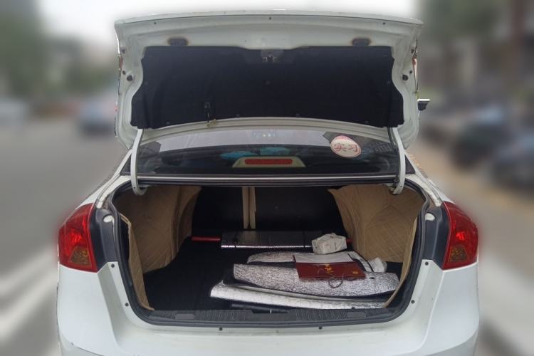 Used Buick Excelle 2015 1.5L Automatic Classic Model Trunk