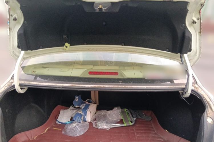 Used Buick Excelle 2015 1.5L Manual Classic Trim Trunk