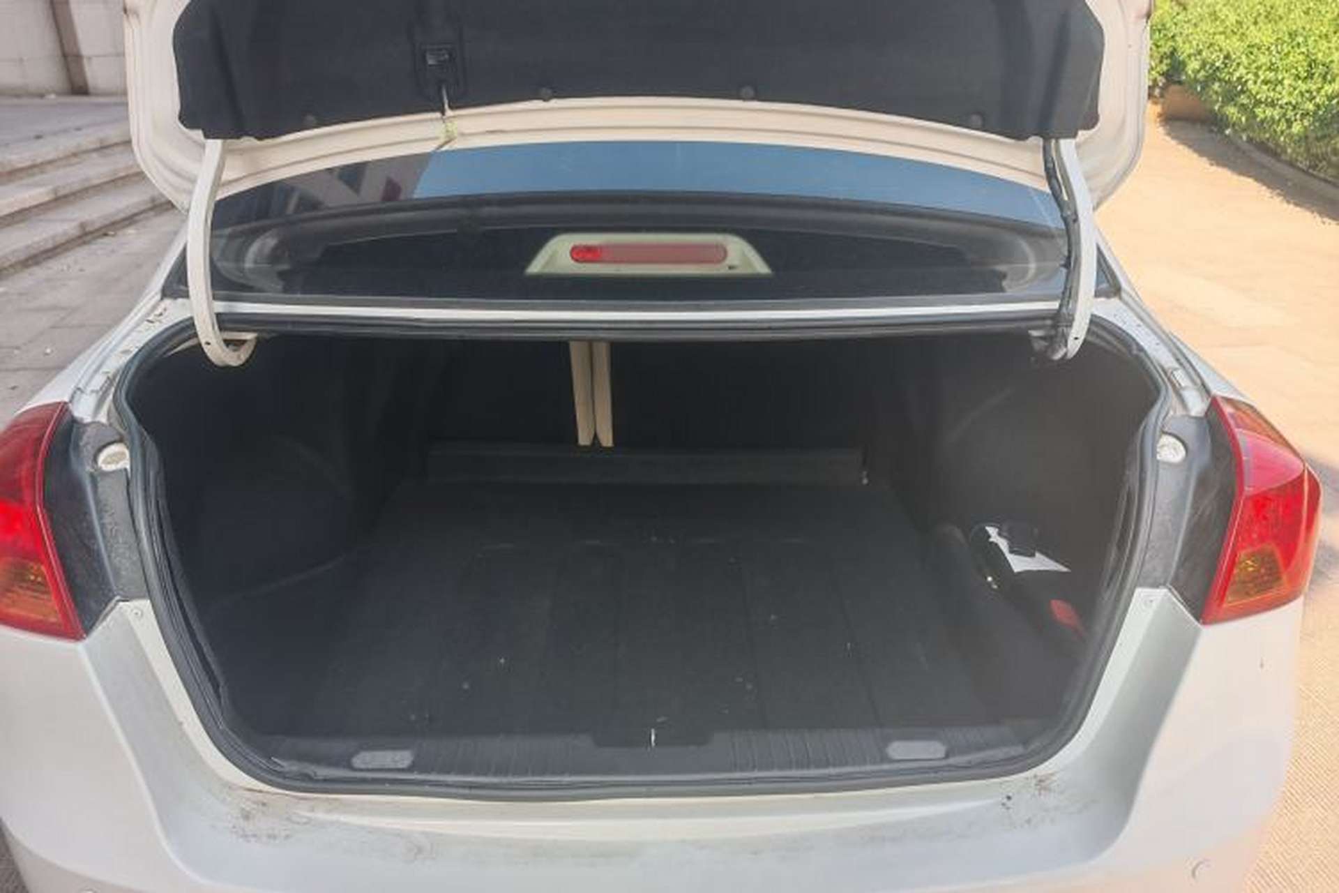 Used Buick Excelle 2015 1.5L Automatic Classic Model Trunk