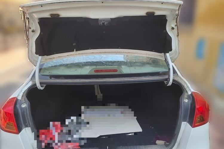 Used Buick Excelle 2015 1.5L Manual Classic Trim Trunk