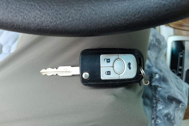 Used Buick Excelle 2015 1.5L Automatic Classic Model Vehicle Key