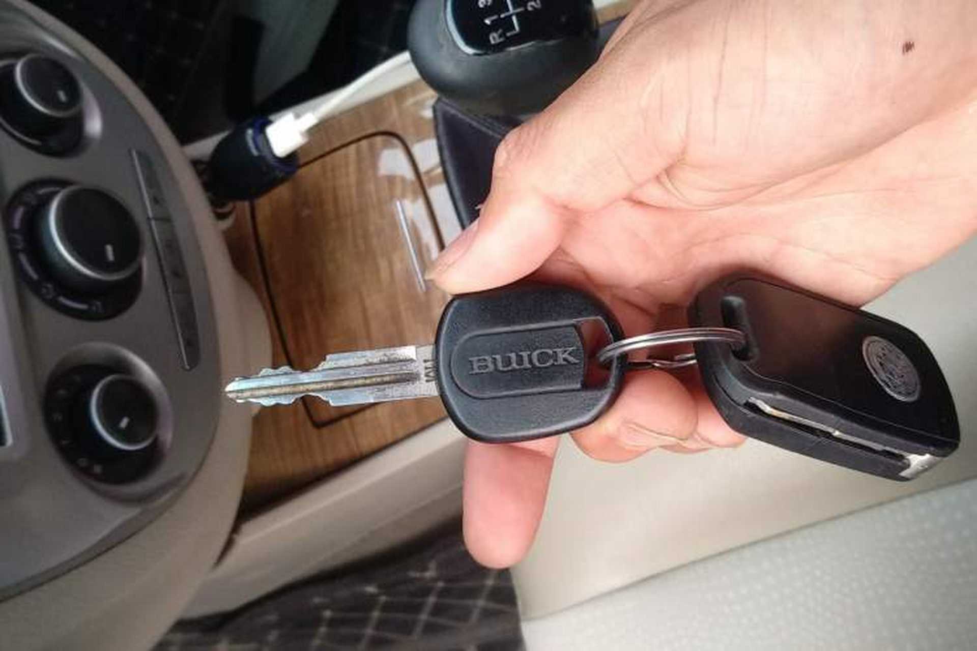 Used Buick Excelle 2015 1.5L Manual Classic Trim Vehicle Key